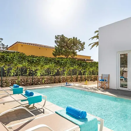 ヴィラ Villa Pins Ciutadella